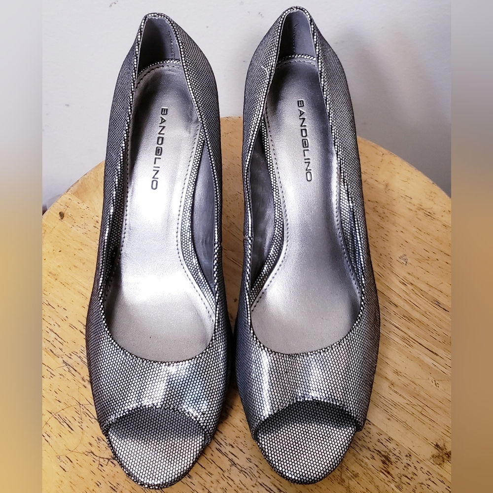 Bandolino Womens Silver Slip on Heels